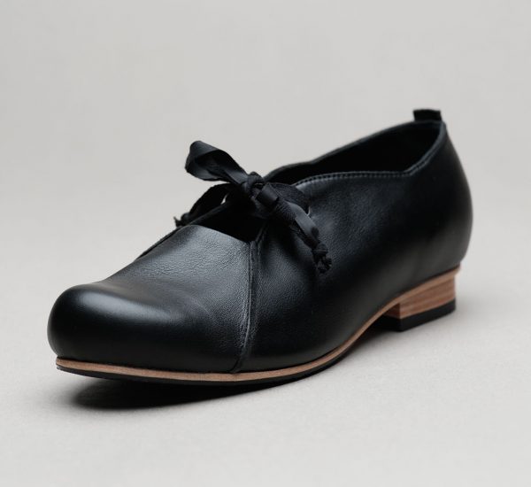 Ulla Black leather lace up shoes by JUNE9