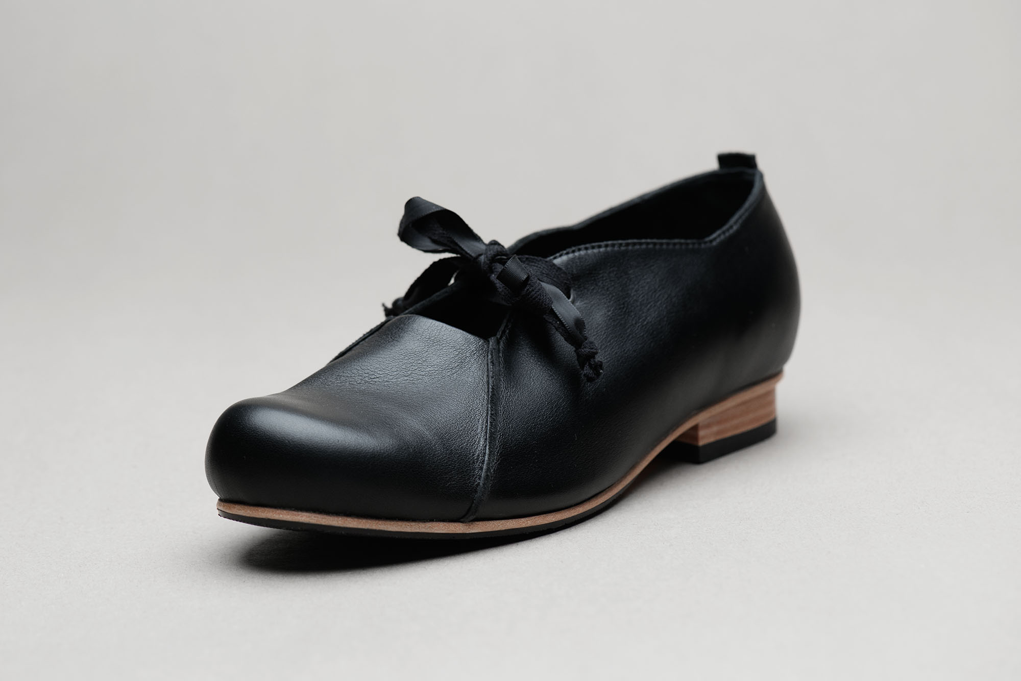 Ulla Black leather lace up shoes by JUNE9