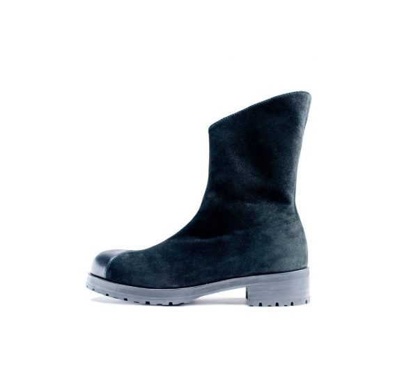 Suede leather halfboots with rubber sole by JUNE9