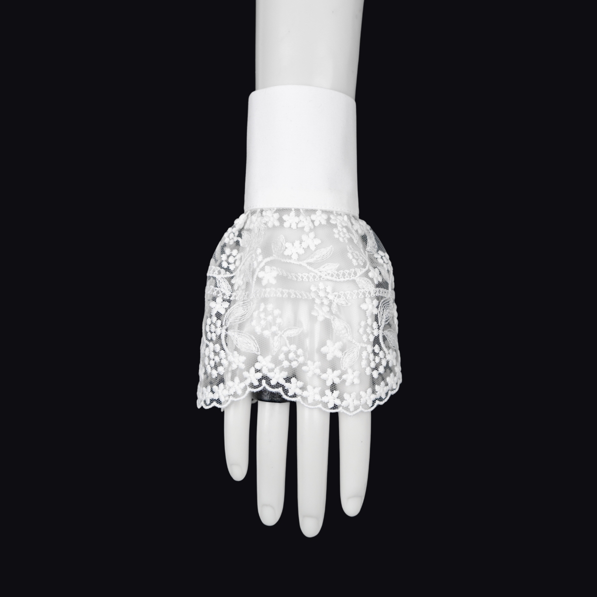 lace white